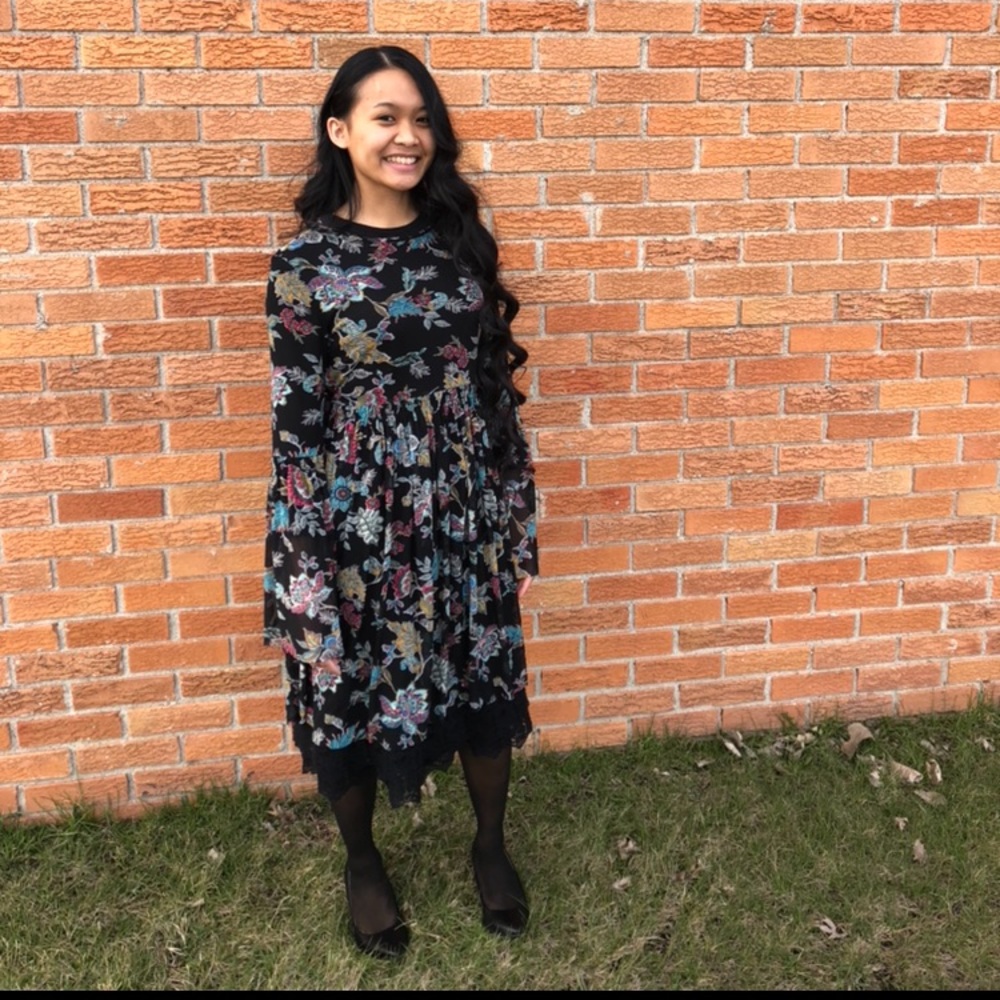 Meet your posher, Narissa